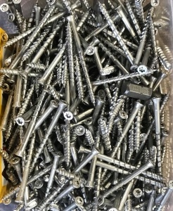 RedGrandis.co.uk Corner Trim